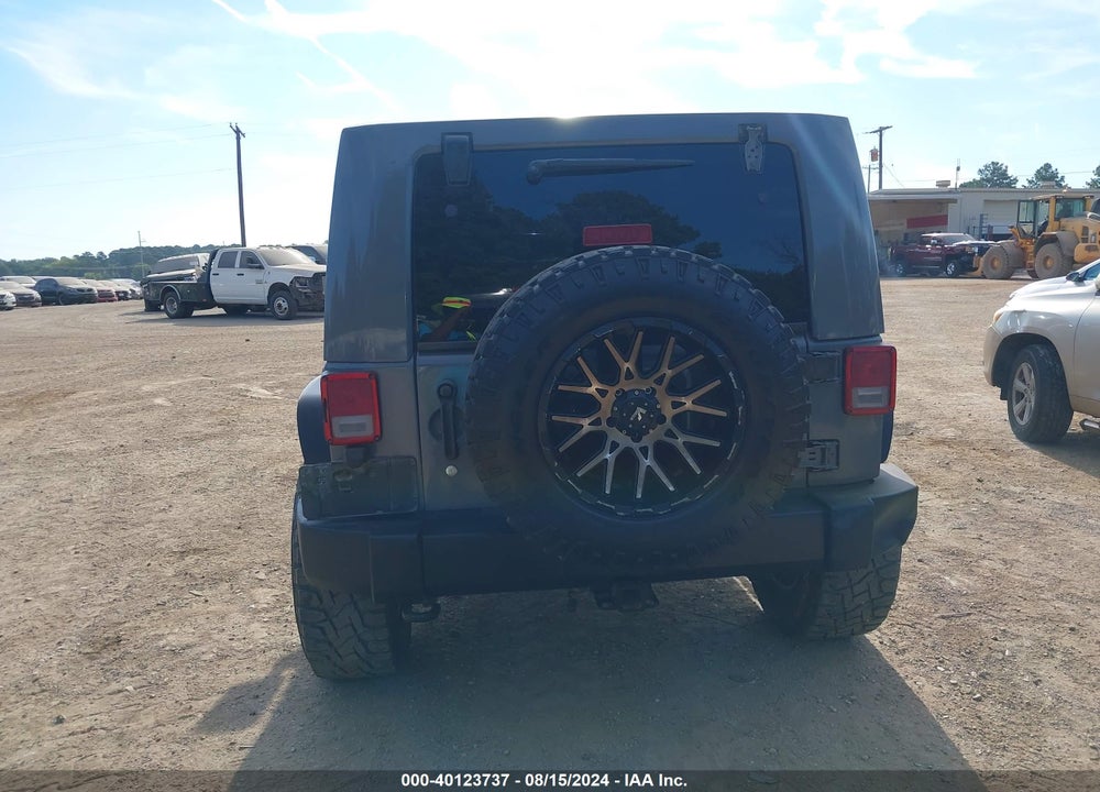 2014 JEEP WRANGLER UNLIMITED POLAR EDITION VIN: 1C4BJWEG1EL236824