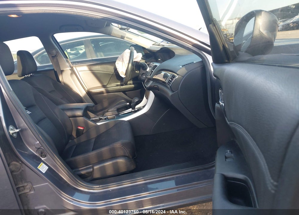 2015 HONDA ACCORD SPORT VIN: 1HGCR2F53FA118260