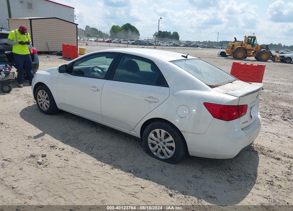 2013 KIA FORTE EX VIN: KNAFU4A29D5726290