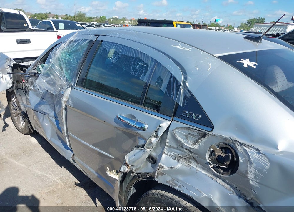 2012 CHRYSLER 200 LIMITED VIN: 1C3CCBCB0CN207738