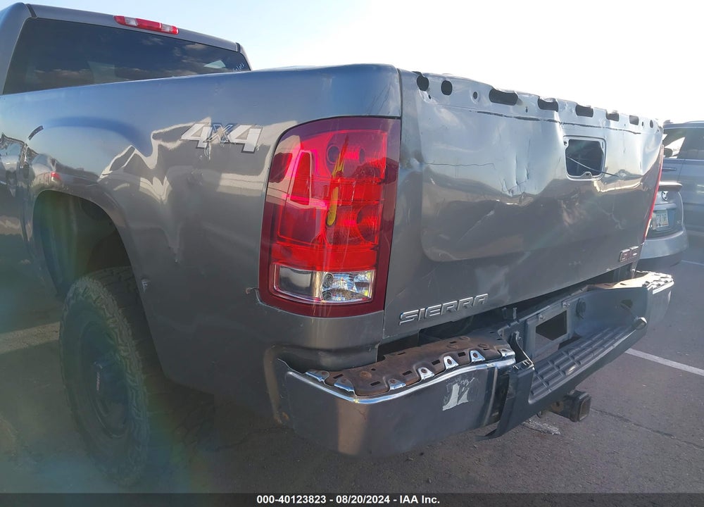 2008 GMC SIERRA 2500HD WORK TRUCK VIN: 1GTHK24K98E101413