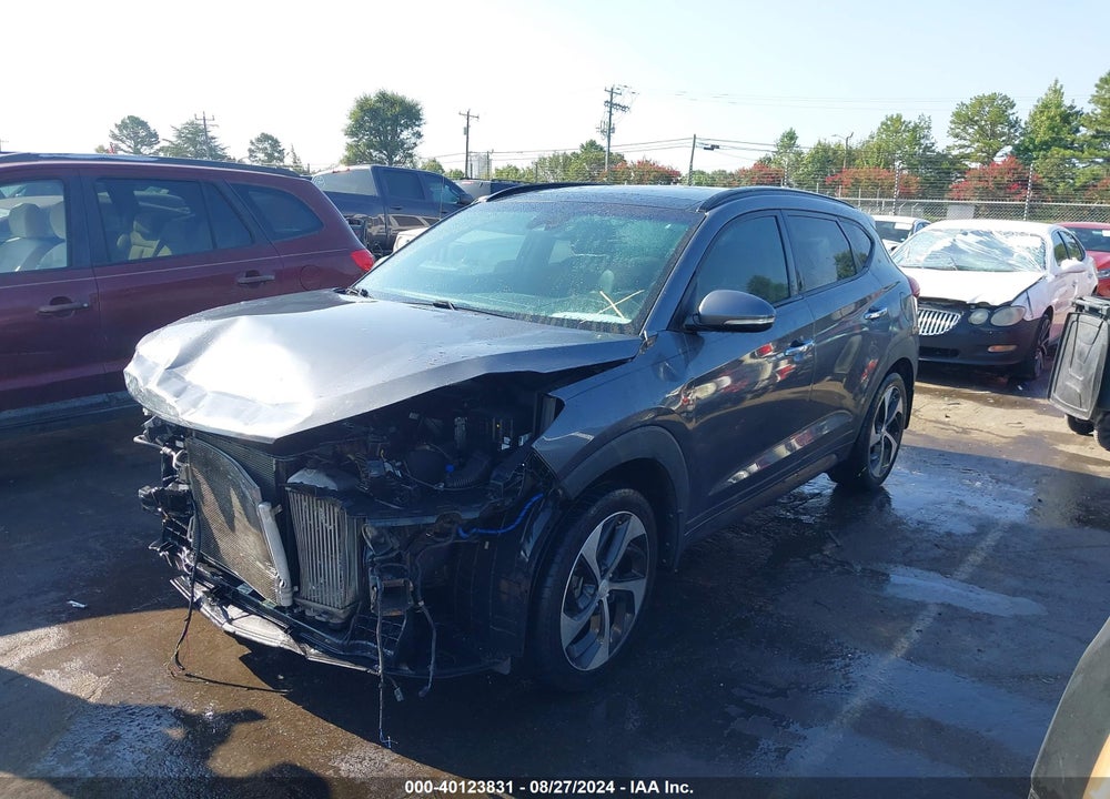 2016 HYUNDAI TUCSON LIMITED VIN: KM8J33A29GU148174