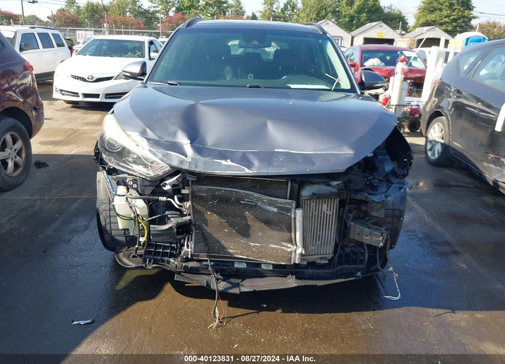2016 HYUNDAI TUCSON LIMITED VIN: KM8J33A29GU148174
