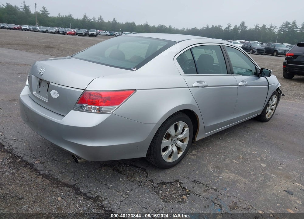 2010 HONDA ACCORD 2.4 EX VIN: 1HGCP2F74AA040930