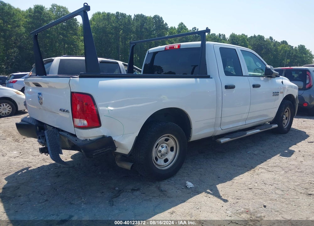2018 RAM 1500 TRADESMAN QUAD CAB 4X4 6'4 BOX VIN: 1C6RR7FTXJS330099