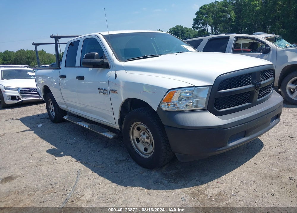 2018 RAM 1500 TRADESMAN QUAD CAB 4X4 6'4 BOX VIN: 1C6RR7FTXJS330099