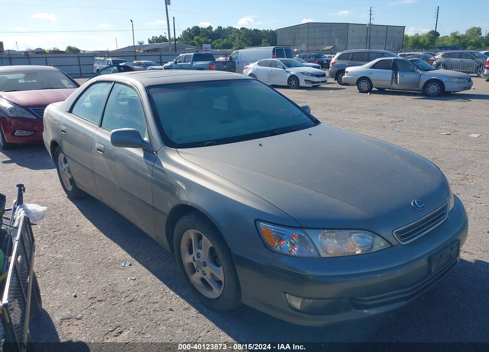 2001 LEXUS ES 300 VIN: JT8BF28G010326191