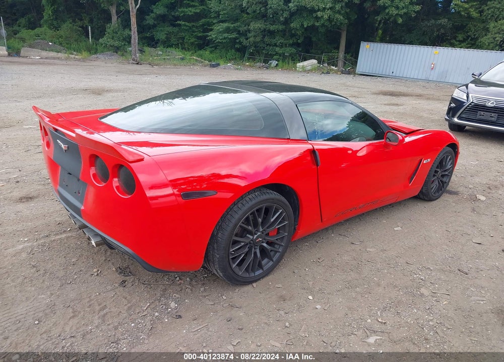 2011 CHEVROLET CORVETTE VIN: 1G1YB2DW0B5105420