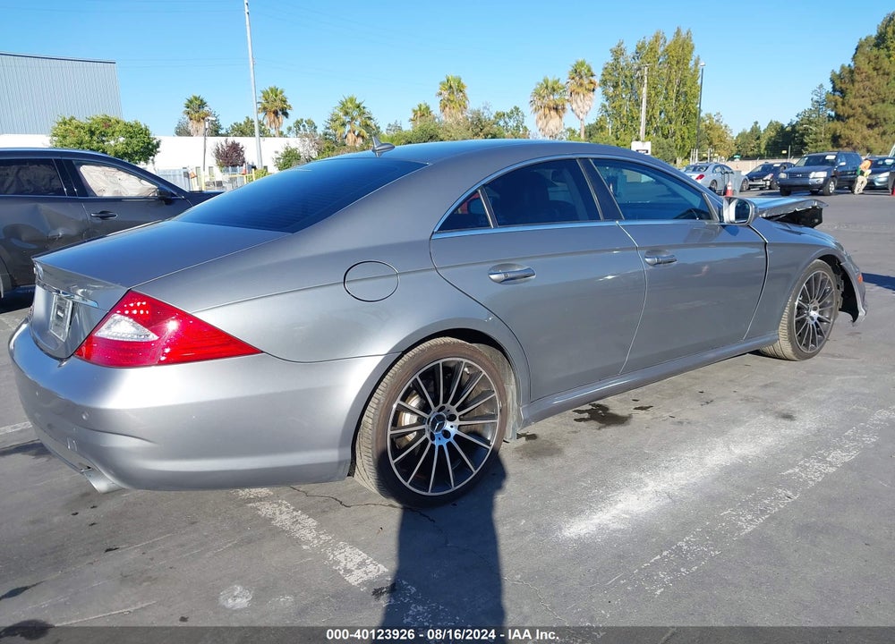 2010 MERCEDES-BENZ CLS 550 VIN: WDDDJ7CB8AA164392