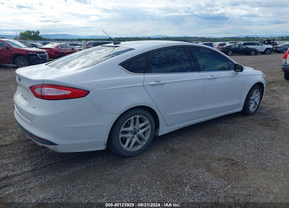 2015 FORD FUSION SE VIN: 3FA6P0H71FR130777