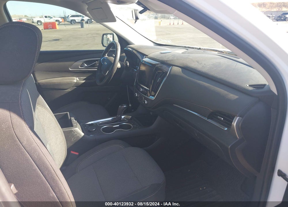 2018 CHEVROLET TRAVERSE 1LT VIN: 1GNERGKW0JJ101404