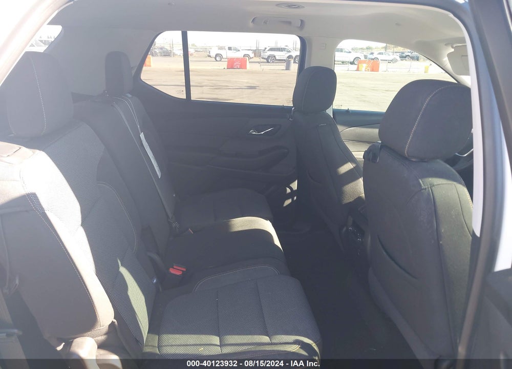 2018 CHEVROLET TRAVERSE 1LT VIN: 1GNERGKW0JJ101404