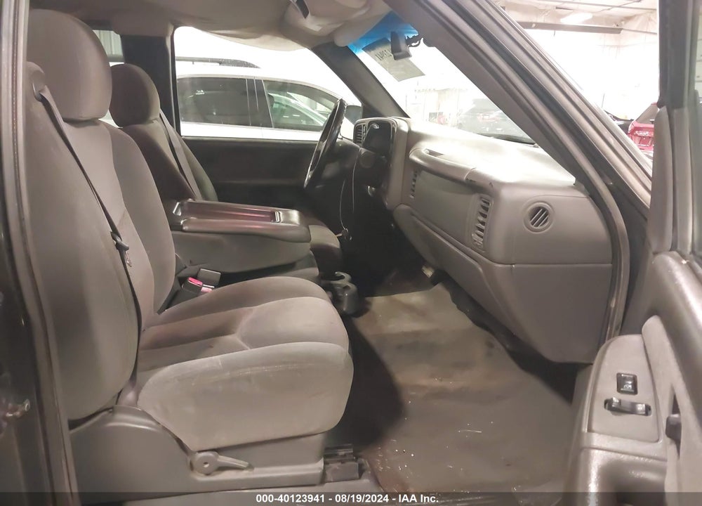 2003 CHEVROLET SILVERADO 1500 LS VIN: 1GCEK19Z23Z308861