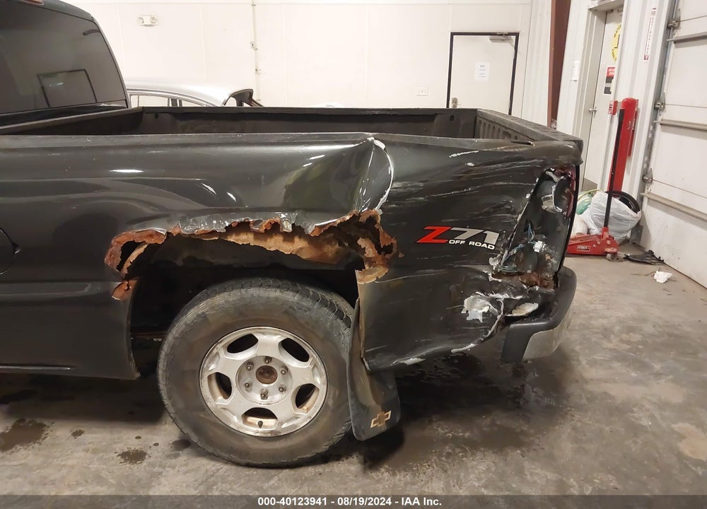 2003 CHEVROLET SILVERADO 1500 LS VIN: 1GCEK19Z23Z308861
