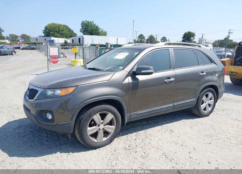 2013 KIA SORENTO EX V6 VIN: 5XYKU4A20DG419521