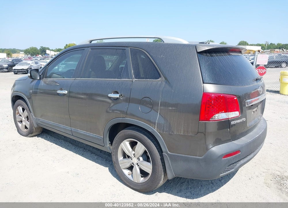 2013 KIA SORENTO EX V6 VIN: 5XYKU4A20DG419521