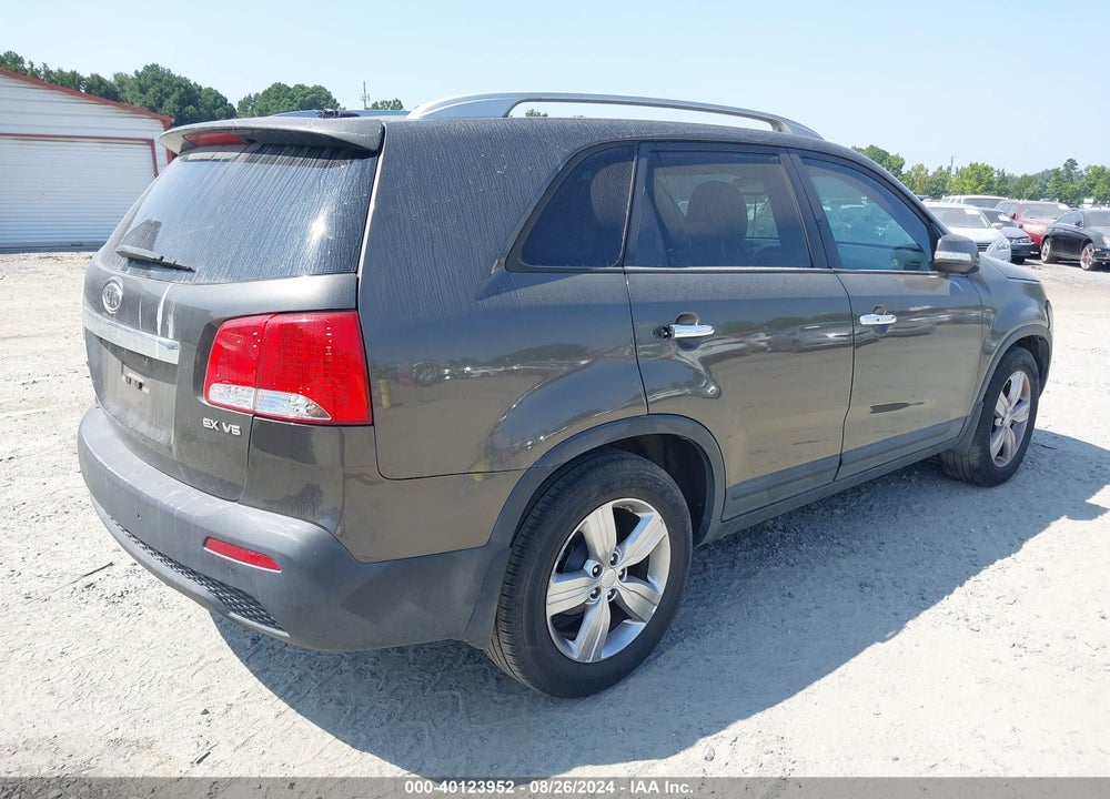 2013 KIA SORENTO EX V6 VIN: 5XYKU4A20DG419521