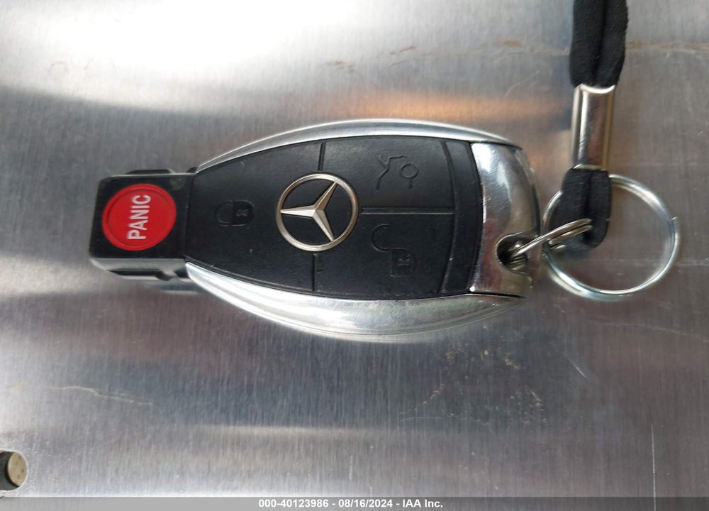 2010 MERCEDES-BENZ GL 550 4MATIC VIN: 4JGBF8GE0AA596595