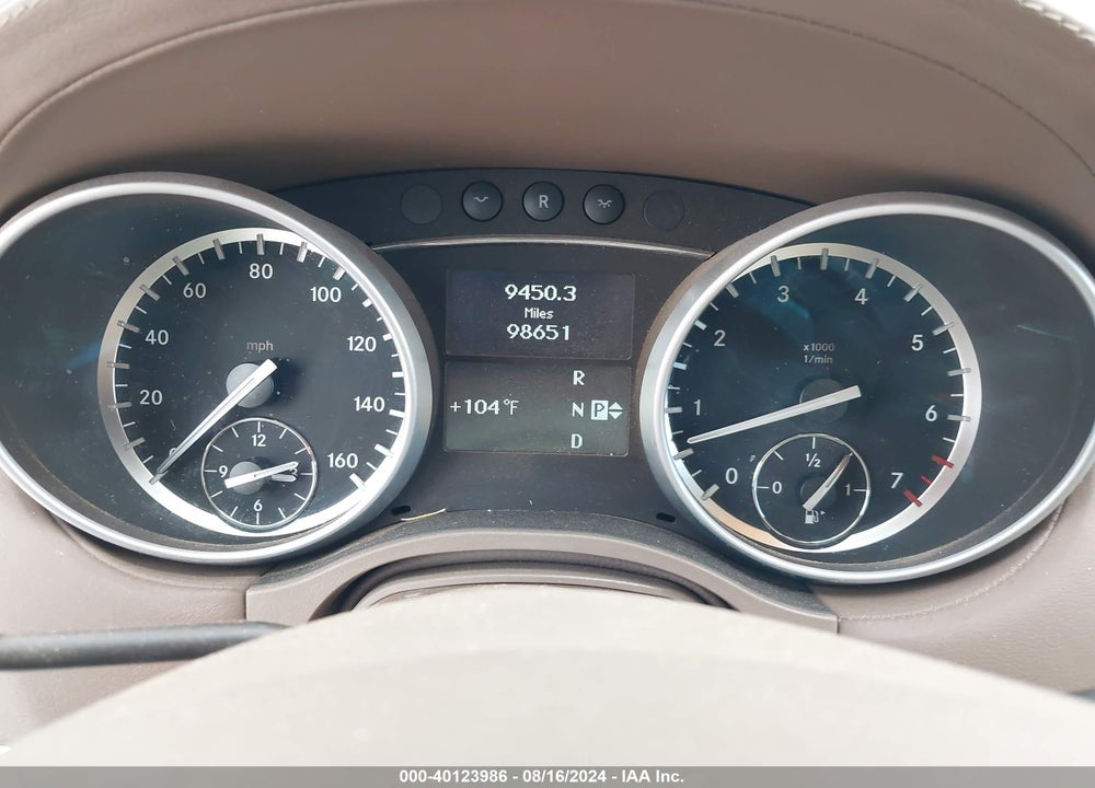 2010 MERCEDES-BENZ GL 550 4MATIC VIN: 4JGBF8GE0AA596595