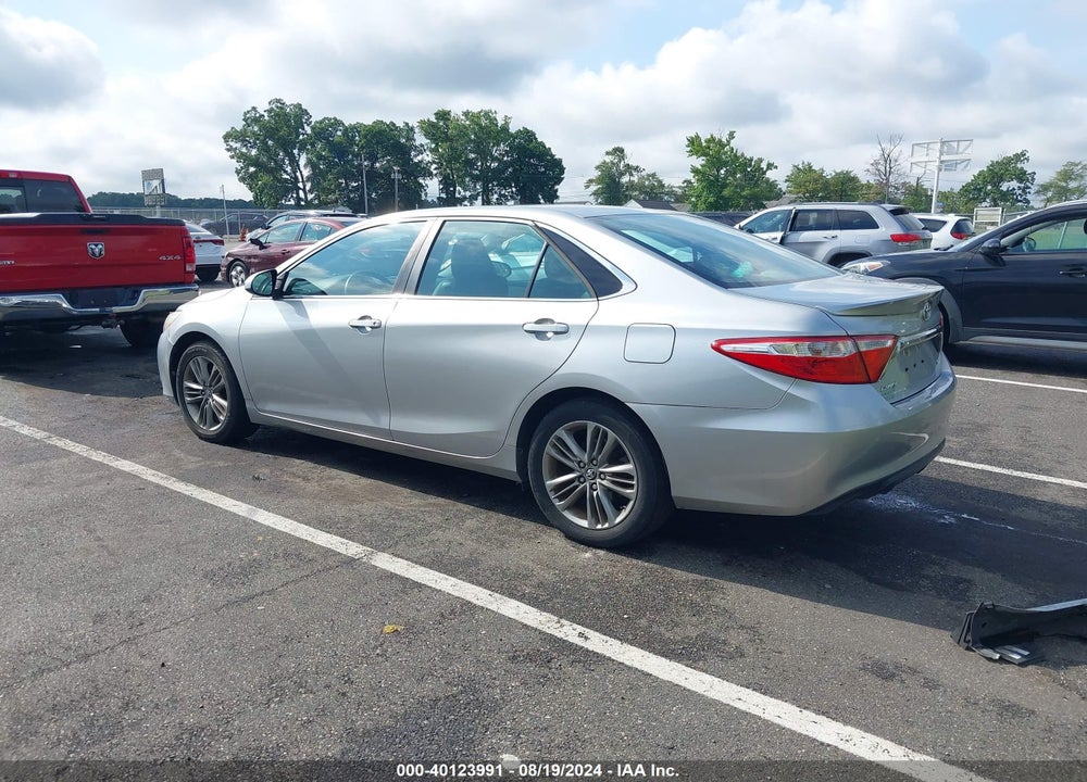 2015 TOYOTA CAMRY SE VIN: 4T1BF1FKXFU099431