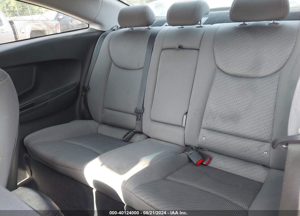 2014 HYUNDAI ELANTRA VIN: KMHDH6AH7EU028892
