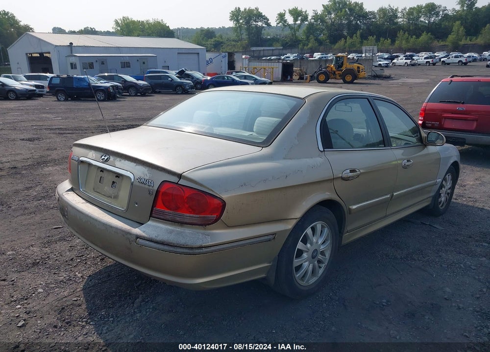 2004 HYUNDAI SONATA GLS/LX VIN: KMHWF35H44A045902