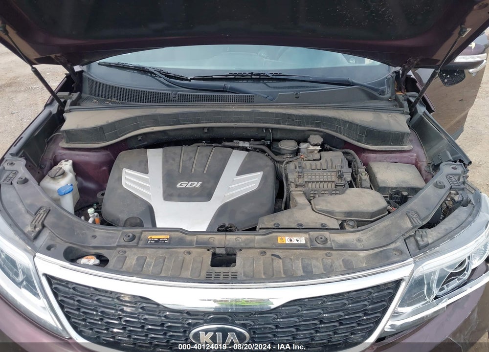 2015 KIA SORENTO LX V6 VIN: 5XYKTDA79FG648636