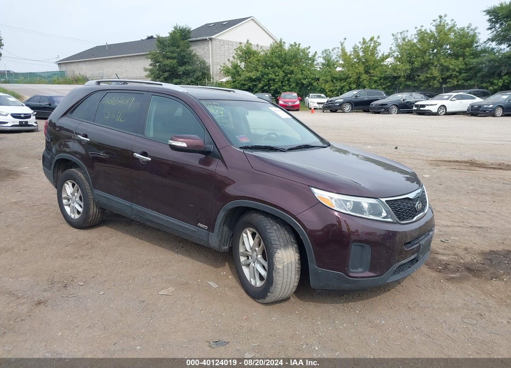 2015 KIA SORENTO LX V6 VIN: 5XYKTDA79FG648636