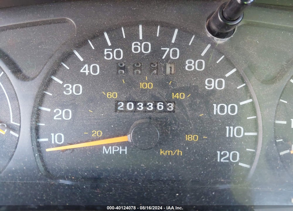 1997 FORD THUNDERBIRD VIN: 1FALP62W9VH158896