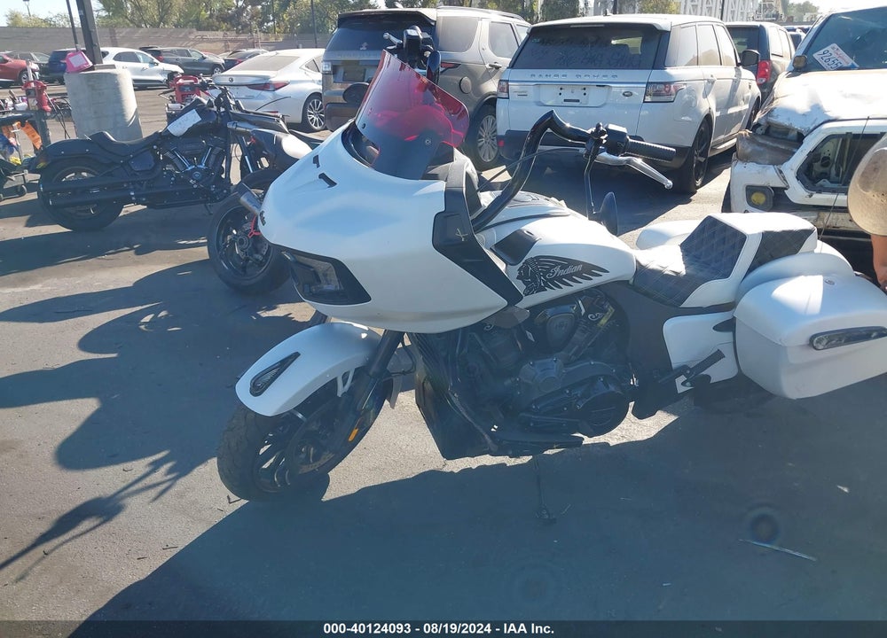 2020 INDIAN MOTORCYCLE CO. CHALLENGER DARK HORSE VIN: 56KLCDRR4L3391308