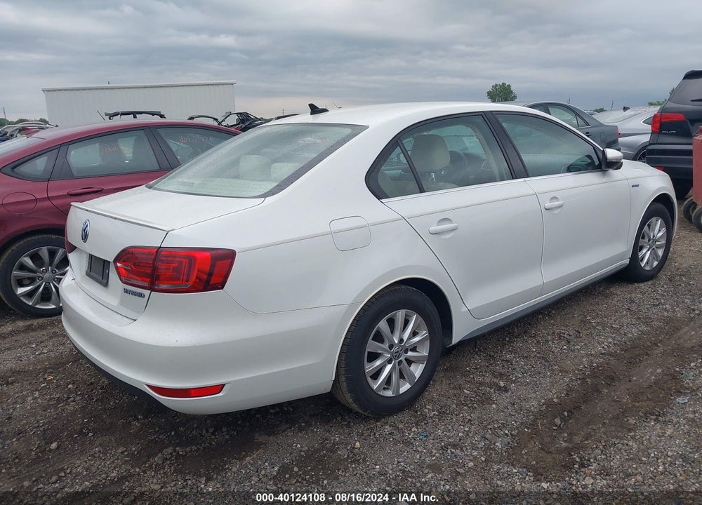 2013 VOLKSWAGEN JETTA HYBRID SE VIN: 3VW637AJ0DM283825