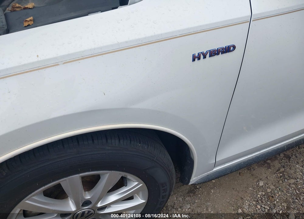 2013 VOLKSWAGEN JETTA HYBRID SE VIN: 3VW637AJ0DM283825