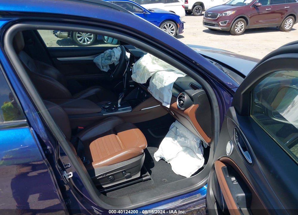 2018 ALFA ROMEO STELVIO TI SPORT AWD VIN: ZASFAKNN7J7B99538