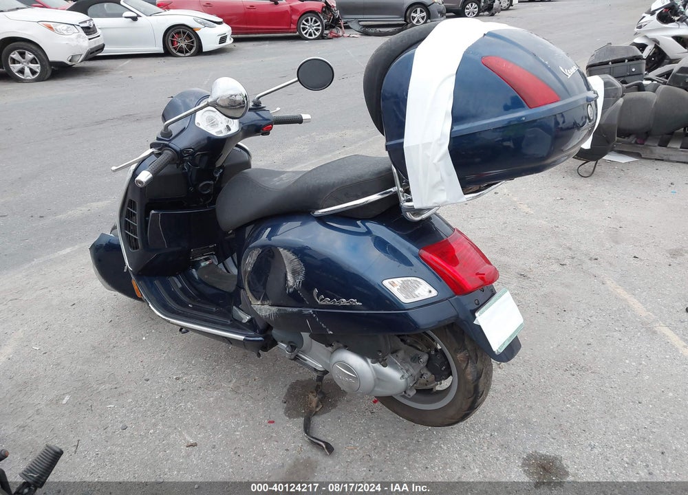 2012 VESPA GTS 300 SUPER VIN: ZAPM459L3C5800555