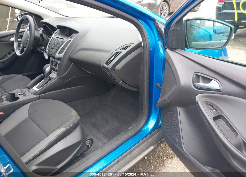 2014 FORD FOCUS SE VIN: 1FADP3K29EL439013
