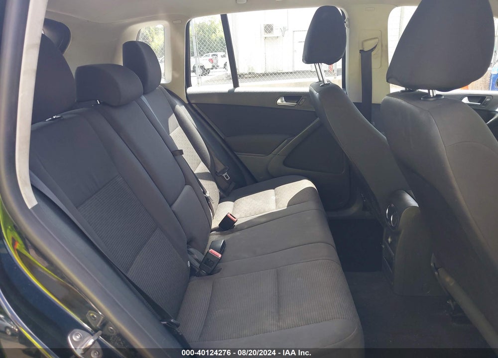 2013 VOLKSWAGEN TIGUAN S VIN: WVGAV7AX3DW539298