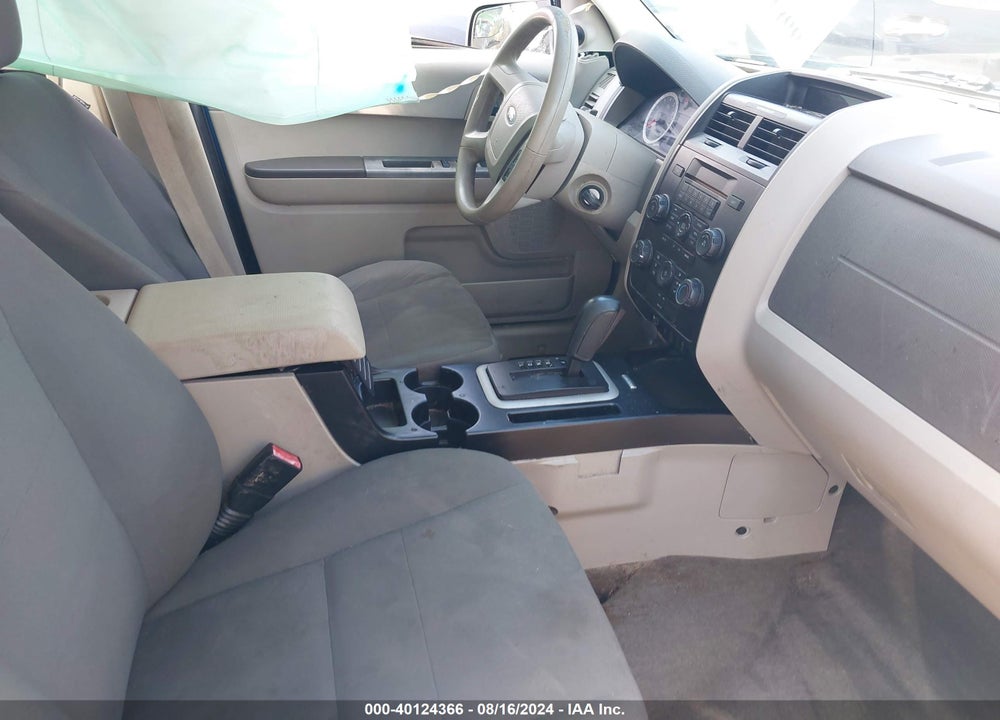 2011 FORD ESCAPE VIN: 1FMCU0C73BKC48501