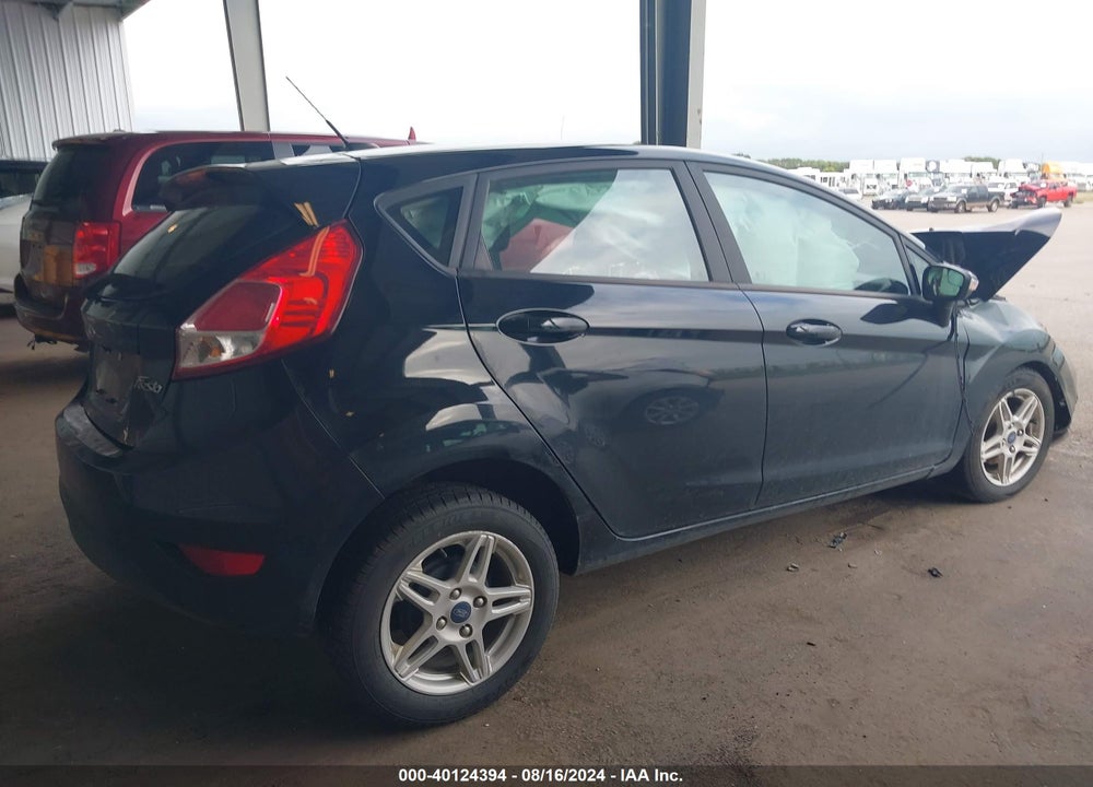2018 FORD FIESTA SE VIN: 3FADP4EJXJM135058