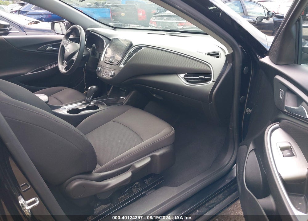2019 CHEVROLET MALIBU LT VIN: 1G1ZD5ST4KF142201
