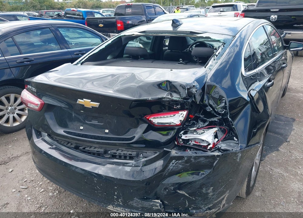 2019 CHEVROLET MALIBU LT VIN: 1G1ZD5ST4KF142201