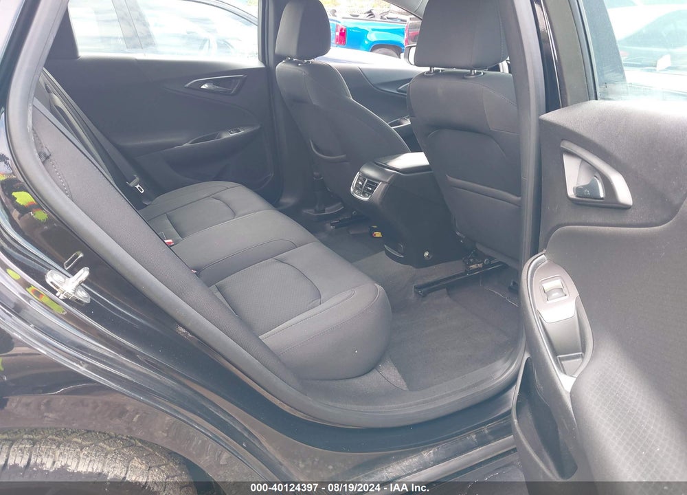 2019 CHEVROLET MALIBU LT VIN: 1G1ZD5ST4KF142201