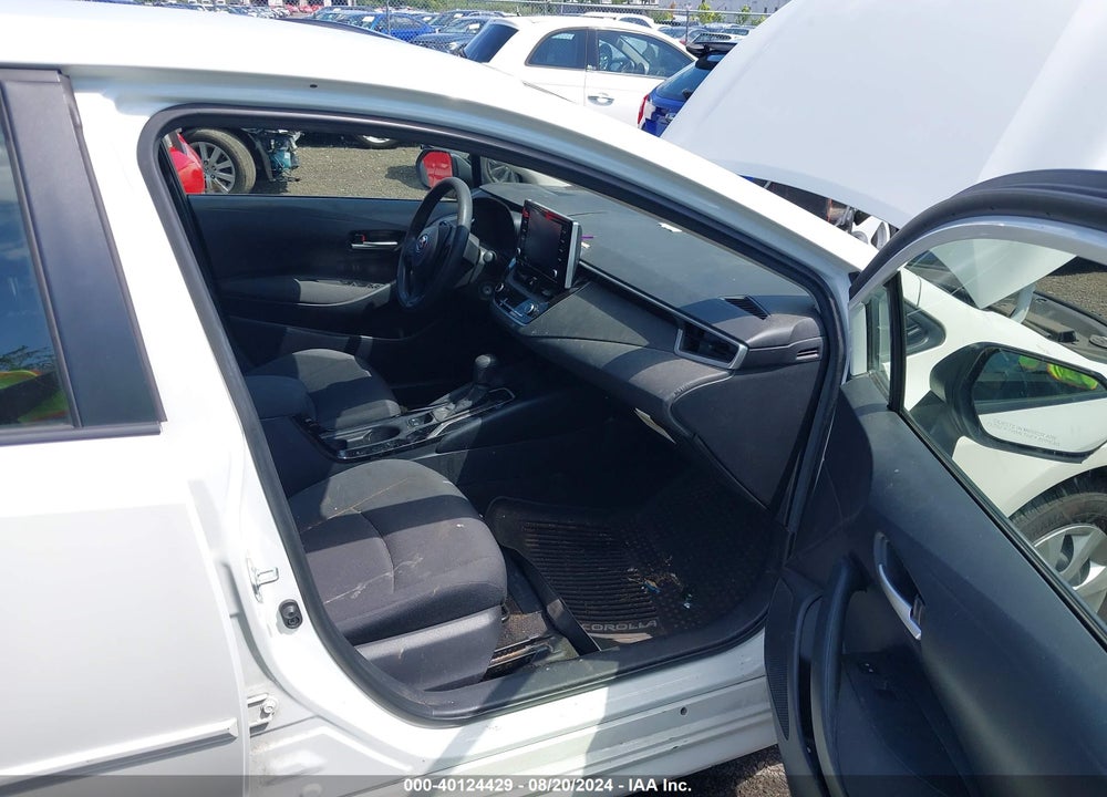 2020 TOYOTA COROLLA LE VIN: JTDEPRAE0LJ015581