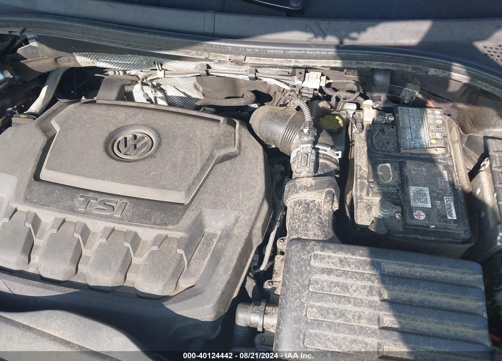 2018 VOLKSWAGEN TIGUAN 2.0T SE/2.0T SEL VIN: 3VV2B7AX1JM222442