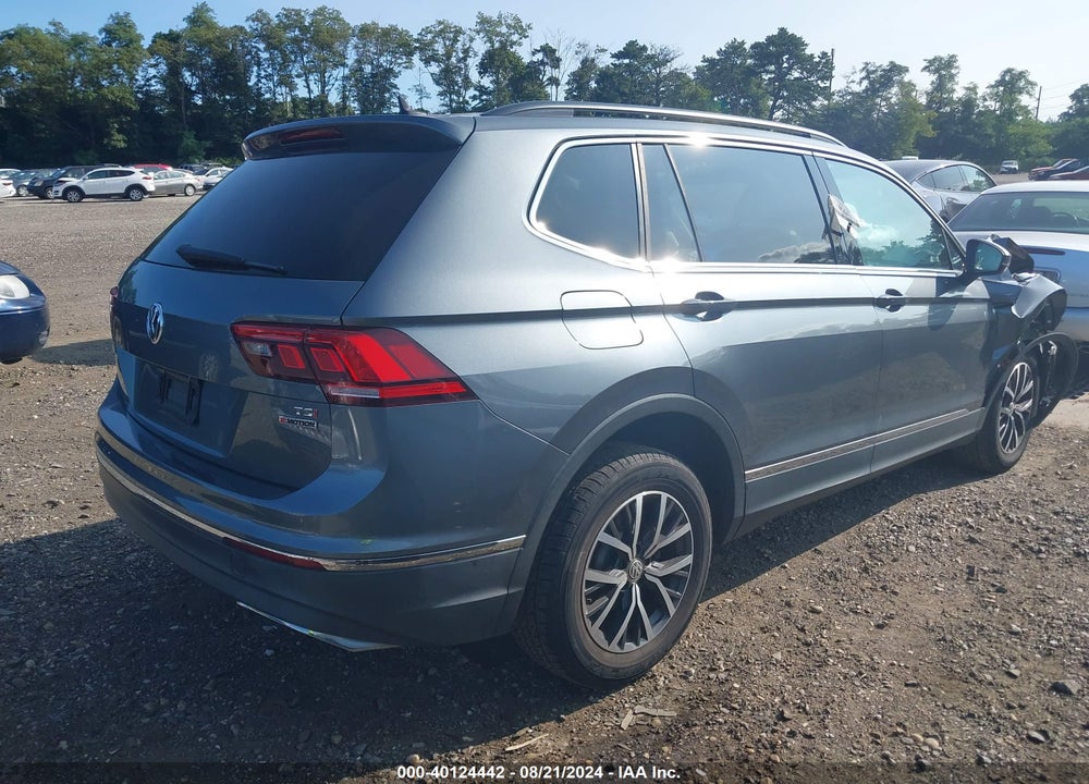 2018 VOLKSWAGEN TIGUAN 2.0T SE/2.0T SEL VIN: 3VV2B7AX1JM222442