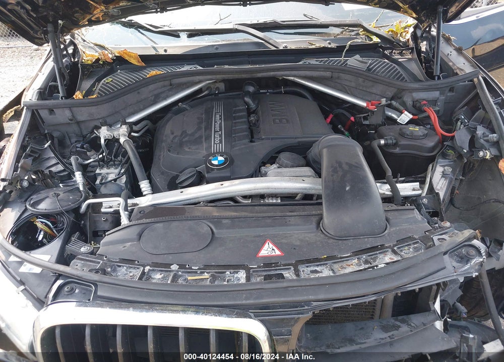 2015 BMW X5 XDRIVE35I VIN: 5UXKR0C52F0K54323