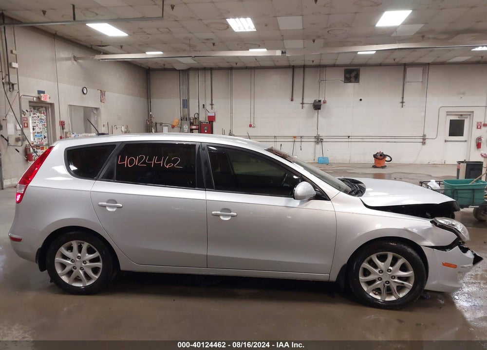 2009 HYUNDAI ELANTRA TOURING VIN: KMHDC86E29U046330