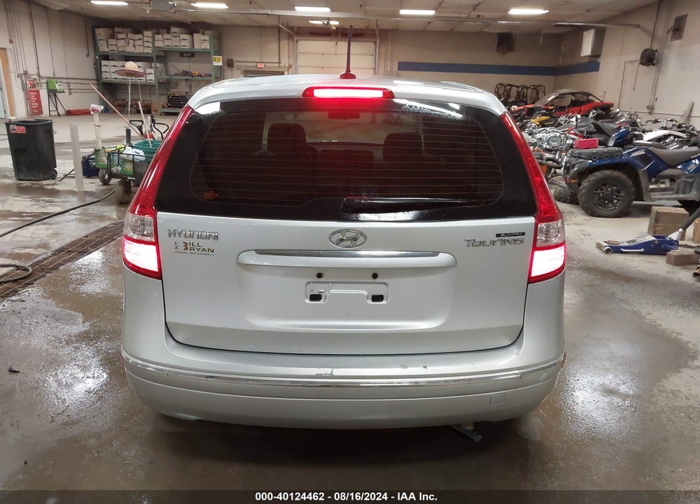 2009 HYUNDAI ELANTRA TOURING VIN: KMHDC86E29U046330