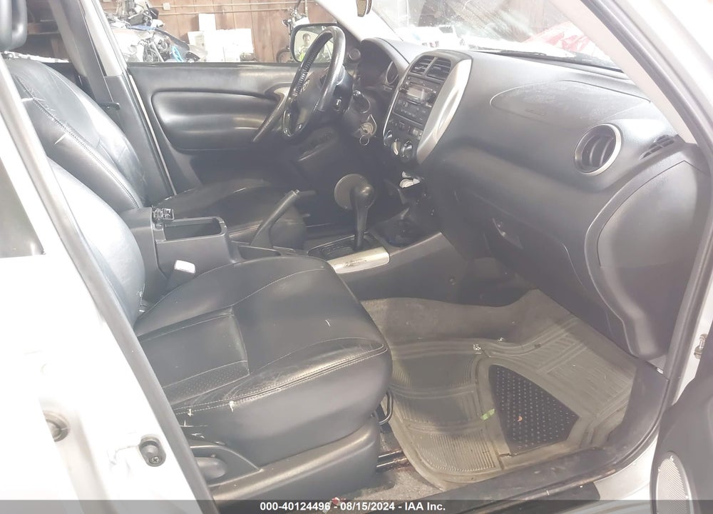 2005 TOYOTA RAV4 VIN: JTEHD20V356023366