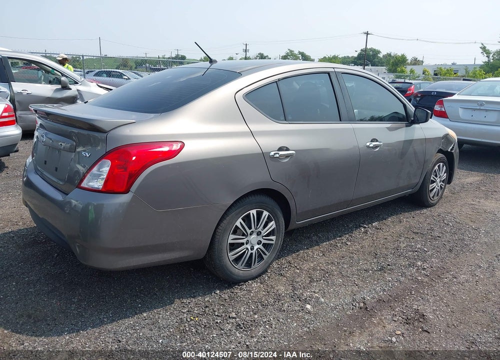 2017 NISSAN VERSA 1.6 SV VIN: 3N1CN7AP0HK457367