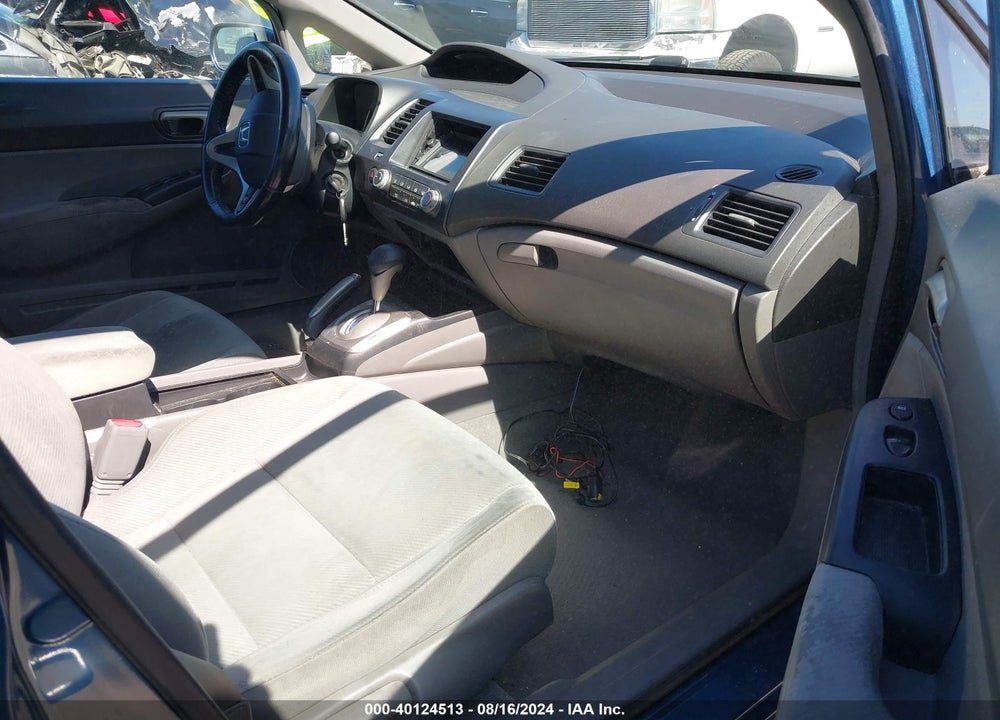 2010 HONDA CIVIC LX VIN: 19XFA1F58AE012230